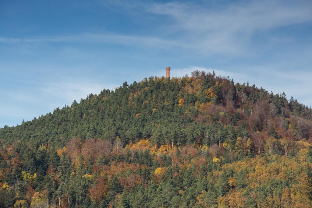 la tour du Faudé proche camping Lefébure à Orbey